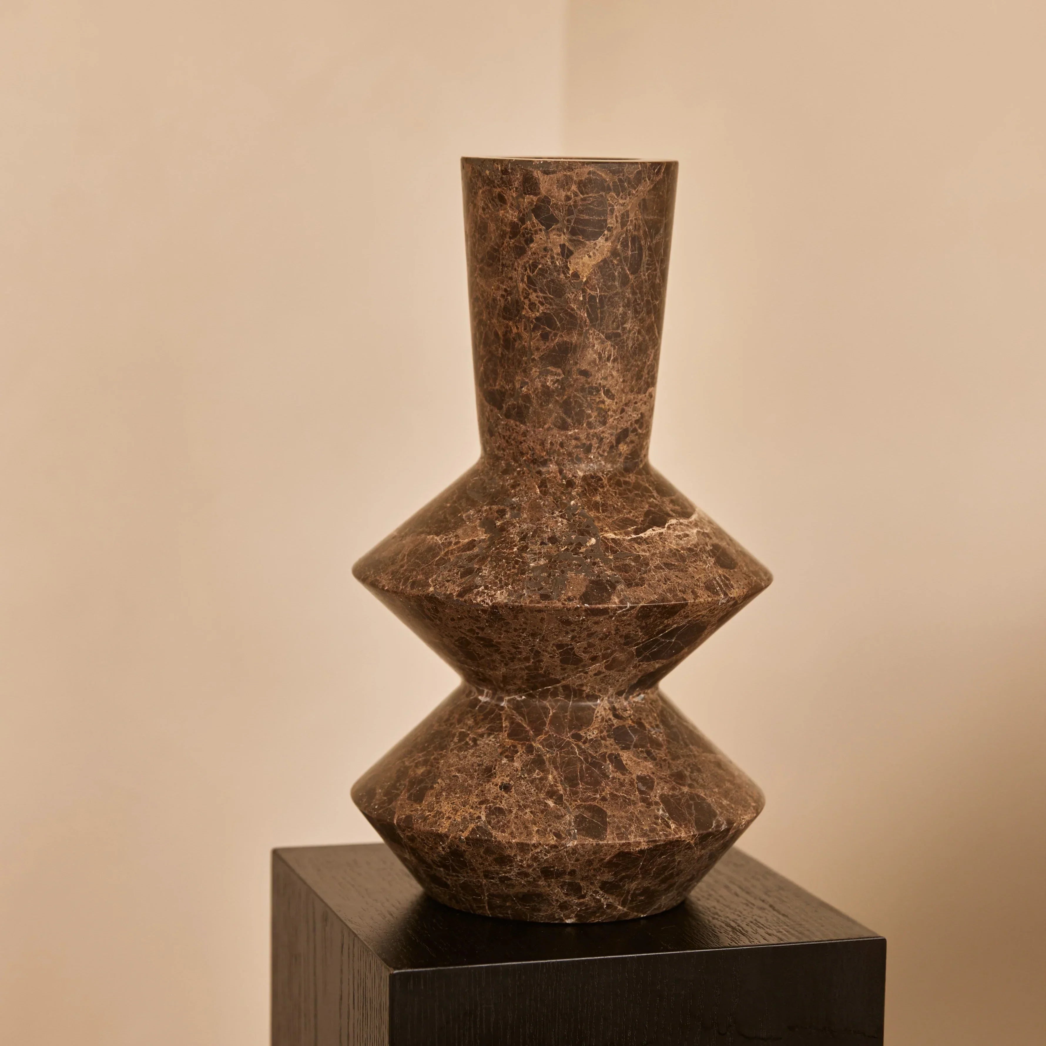 Rhombus Vase Dark Emperador H35 cm