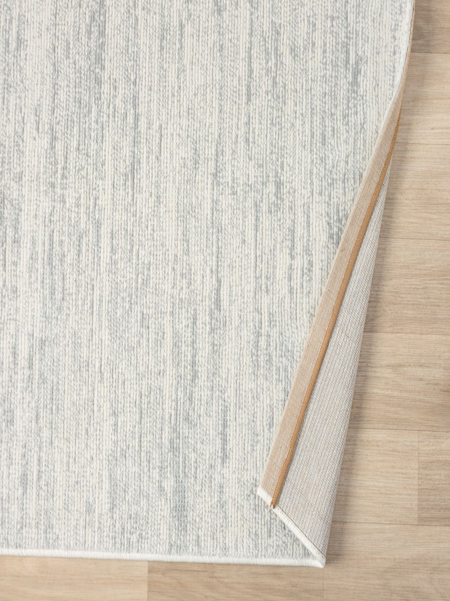 Tosca – Carpet in Cream