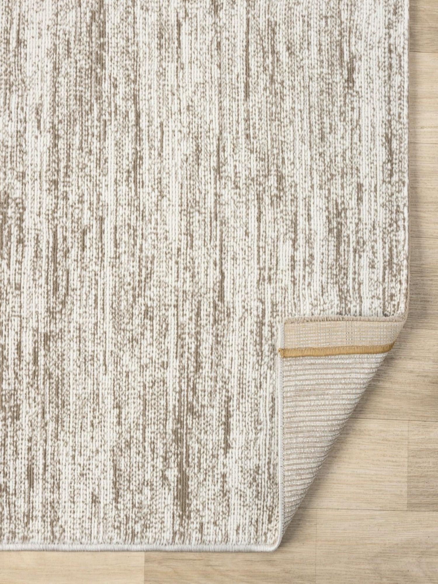 Tosca – Carpet in Taupe