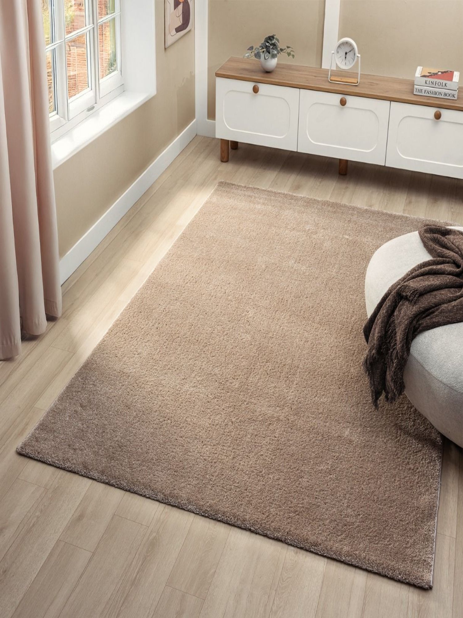 Asta – Carpet in Beige