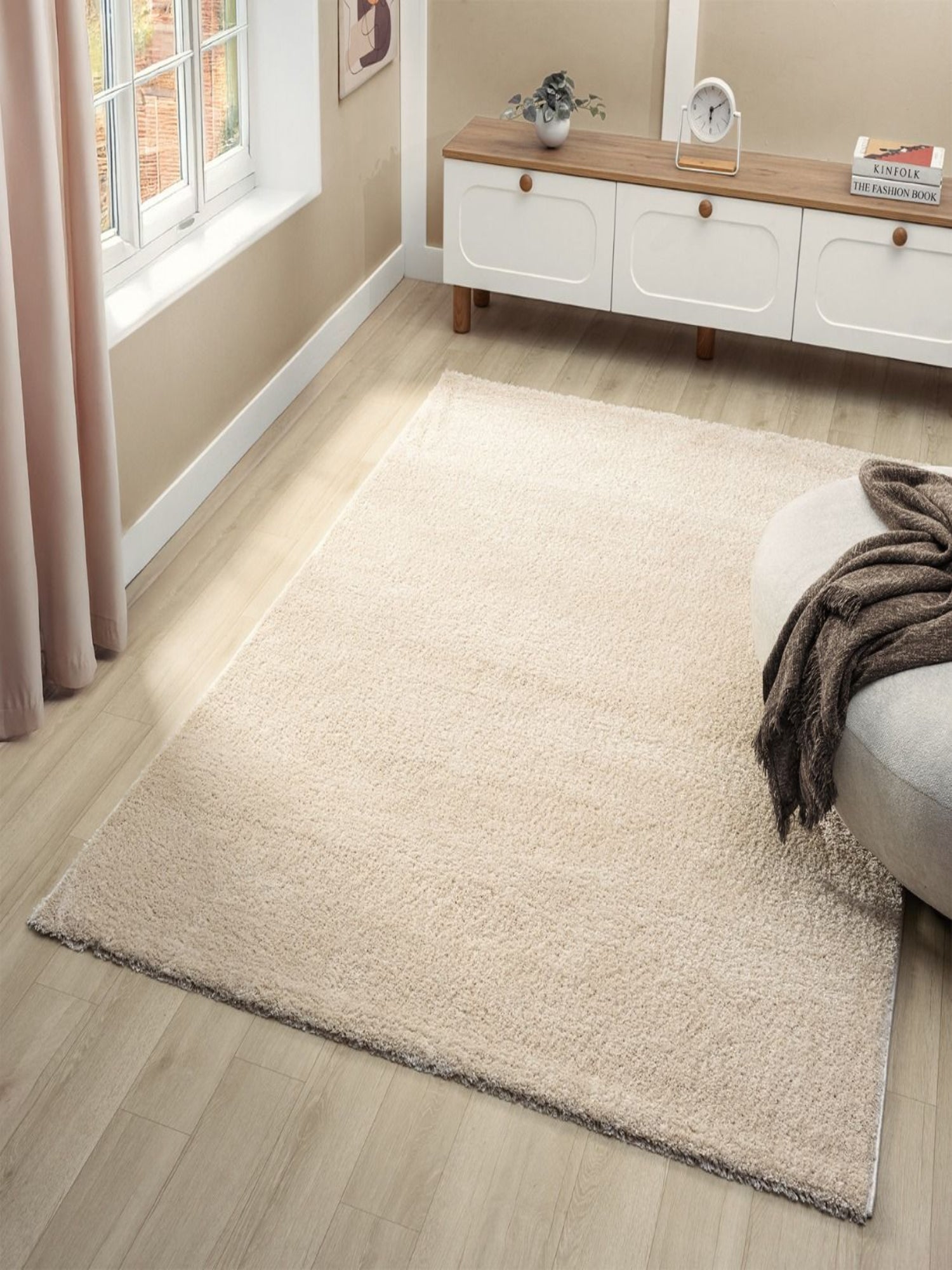 Asta – Carpet in cream